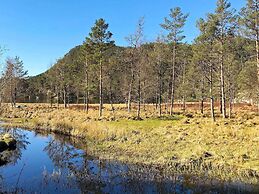 9 Person Holiday Home in Reksteren