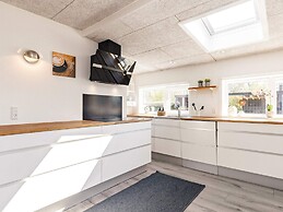 6 Person Holiday Home in Hals-by Traum