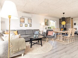 6 Person Holiday Home in Hals-by Traum