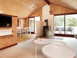 Cozy Holiday Home in Oksbøl near Swim Friendly Beach