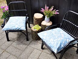 Cozy Holiday Home in Oksbøl near Swim Friendly Beach