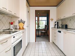 6 Person Holiday Home in Store Fuglede-by Traum