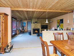6 Person Holiday Home in Store Fuglede-by Traum