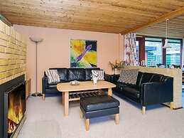 6 Person Holiday Home in Store Fuglede-by Traum