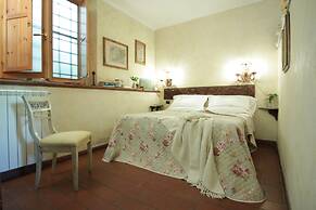 Oro Fine Studio in quiet Residence with Garden and Rooftop