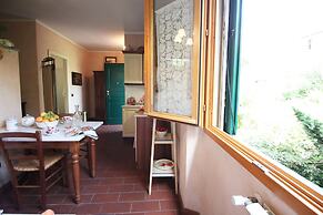 Incenso Fine Studio in quiet Residence with Garden and Rooftop