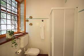 Incenso Fine Studio in quiet Residence with Garden and Rooftop