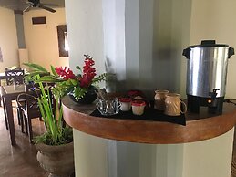 Almond Tree Hotel Resort