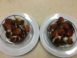 Almond Tree Hotel Resort