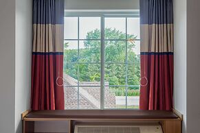 Microtel Inn & Suites by Wyndham Amsterdam