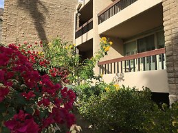 GetAways at Palm Springs Tennis Club