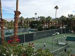 GetAways at Palm Springs Tennis Club
