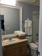 GetAways at Palm Springs Tennis Club