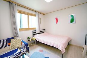 Sweet Stay at Joy's