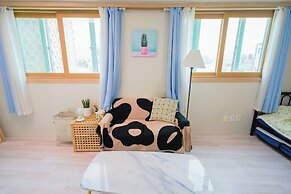 Sweet Stay at Joy's