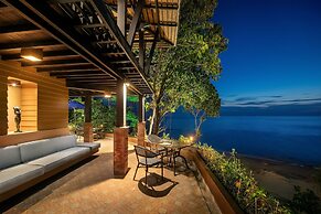 Nirvana  Beach Resort