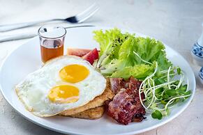 Nirvana  Beach Resort