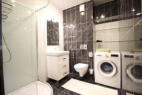 Alpha Apartments Marina Park