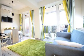 Alpha Apartments Marina Park