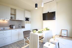 Alpha Apartments Marina Park