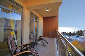 Alpha Apartments Marina Park