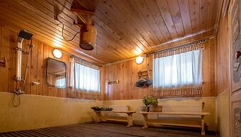 Volyn Country Club