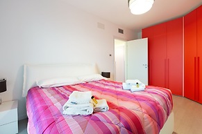 Fiera Milano Flat with Garage