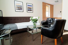 Warsaw - Apartments Apartamenty Sadyba