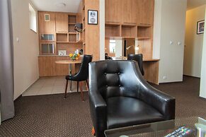 Warsaw - Apartments Apartamenty Sadyba