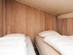 6 Person Holiday Home in Hemmet