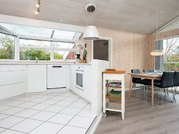 6 Person Holiday Home in Bjert-by Traum