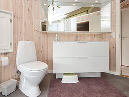 6 Person Holiday Home in Bjert-by Traum