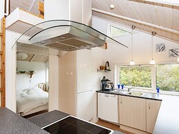 8 Person Holiday Home in Allingabro-by Traum