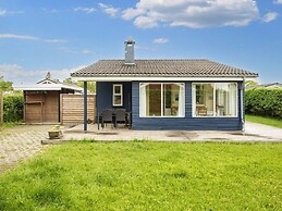 Renovated Cottage Near Beach - By Traum Ferienwohnungen