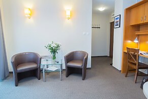 Warsaw -  Apartments Apartamenty Wilanów