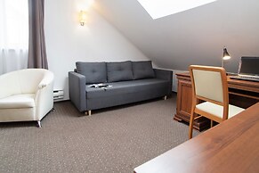 Warsaw -  Apartments Apartamenty Wilanów