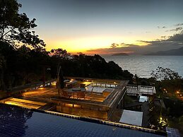 Glass house - sofisticação em Ilhabela