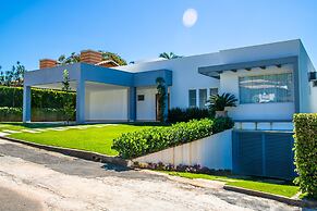 Ilha de Capitóli - Rancho no Kanto da Ilha em Capitólio