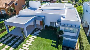 Ilha de Capitóli - Rancho no Kanto da Ilha em Capitólio