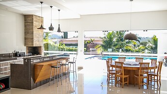 Ilha de Capitóli - Rancho no Kanto da Ilha em Capitólio