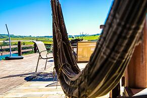 Ilha de Capitóli - Rancho no Kanto da Ilha em Capitólio