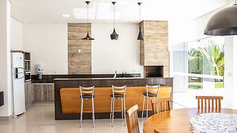 Ilha de Capitóli - Rancho no Kanto da Ilha em Capitólio