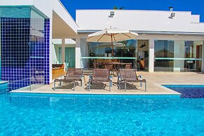 Ilha de Capitóli - Rancho no Kanto da Ilha em Capitólio