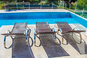 Ilha de Capitóli - Rancho no Kanto da Ilha em Capitólio