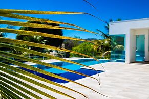 Ilha de Capitóli - Rancho no Kanto da Ilha em Capitólio