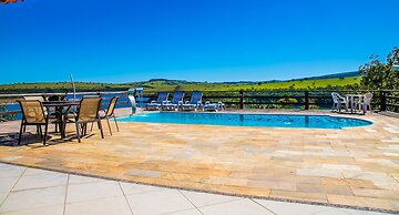 Ilha de Capitóli - Rancho no Kanto da Ilha em Capitólio