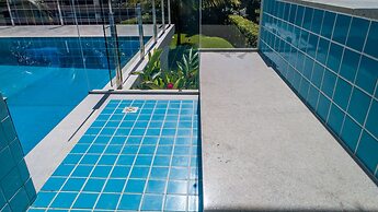 Ilha de Capitóli - Rancho no Kanto da Ilha em Capitólio