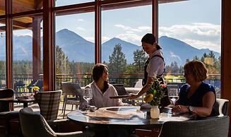 Headwaters Lodge at Eagle Ranch Resort