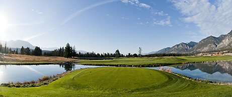 Headwaters Lodge at Eagle Ranch Resort