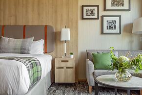 Headwaters Lodge at Eagle Ranch Resort